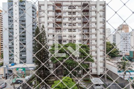 Vista de apartamento à venda com 3 quartos, 93m² em Moema, São Paulo