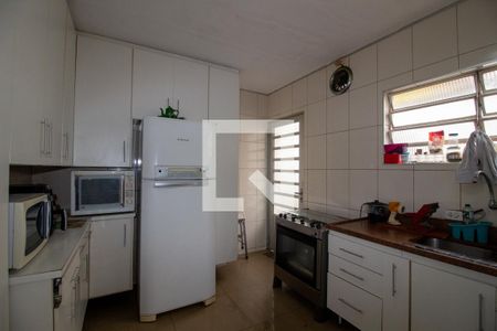 Cozinha de casa à venda com 4 quartos, 380m² em Vila Pirajussara, São Paulo