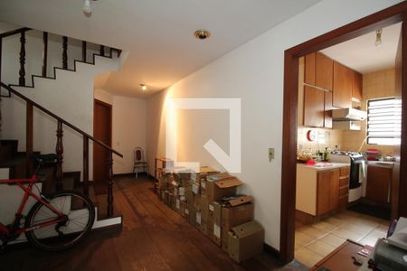 Sala de casa à venda com 4 quartos, 250m² em Jardim Morumbi, São Paulo