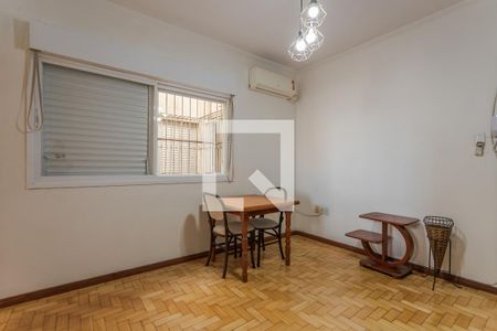 Sala de apartamento para alugar com 2 quartos, 72m² em Rio Branco, Porto Alegre