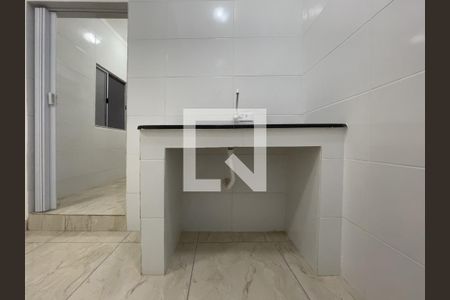 Sala e Cozinha  de casa para alugar com 2 quartos, 35m² em Cidade Antônio Estêvão de Carvalho, São Paulo