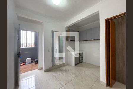 Sala e Cozinha de casa para alugar com 2 quartos, 35m² em Cidade Antônio Estêvão de Carvalho, São Paulo