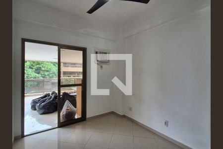 Quarto 1 de apartamento para alugar com 3 quartos, 100m² em Recreio dos Bandeirantes, Rio de Janeiro