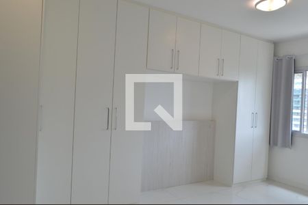 Suíte de apartamento para alugar com 4 quartos, 150m² em Barra Olímpica, Rio de Janeiro