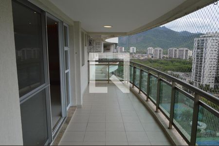 Varanda de apartamento para alugar com 4 quartos, 150m² em Barra Olímpica, Rio de Janeiro