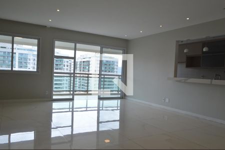 Sala de apartamento para alugar com 4 quartos, 150m² em Barra Olímpica, Rio de Janeiro