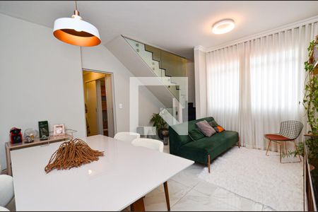 Sala de estar de apartamento à venda com 3 quartos, 136m² em Nova Vista, Belo Horizonte