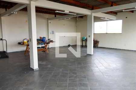 Casa à venda com 478m², 5 quartos e 2 vagas Casa à venda com 478m², 5 quartos e 2 vagasÁrea comum