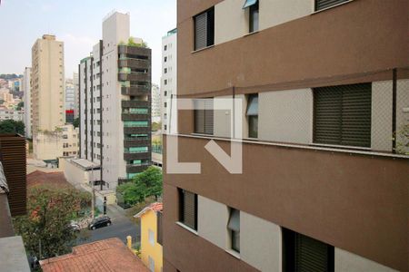 Vista da Sala de apartamento à venda com 1 quarto, 56m² em Santa Efigênia, Belo Horizonte