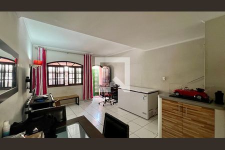 Sala de casa à venda com 3 quartos, 160m² em Pinheiros, São Paulo