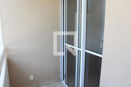 Varanda  de apartamento para alugar com 2 quartos, 47m² em Bairro Jardim Nossa Senhora das Graças, Cotia