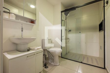 Banheiro de kitnet/studio à venda com 1 quarto, 30m² em Sumaré, São Paulo