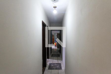 Corredor de casa à venda com 3 quartos, 200m² em Chácara Mafalda, São Paulo