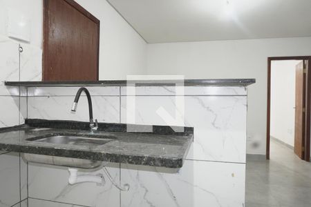 Cozinha de apartamento para alugar com 1 quarto, 45m² em Condomínio Mini-chácaras, Brasília