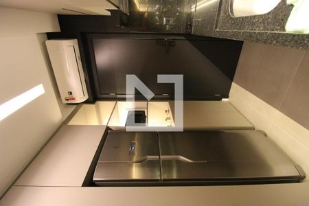 Sala/Cozinha de kitnet/studio para alugar com 1 quarto, 27m² em Itaim Bibi, São Paulo