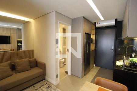 Sala/Cozinha de kitnet/studio para alugar com 1 quarto, 27m² em Itaim Bibi, São Paulo