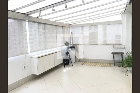 Apartamento à venda com 2 quartos, 126m² em Jardim Europa, São Paulo