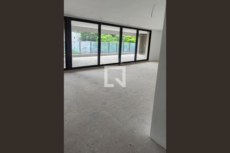 Apartamento à venda com 3 quartos, 230m² em Morumbi, São Paulo