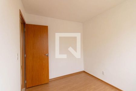 Quarto 1 de apartamento para alugar com 2 quartos, 50m² em Uberaba, Curitiba