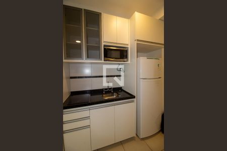 Cozinha de apartamento à venda com 1 quarto, 22m² em Butantã, São Paulo