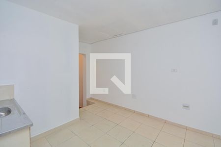 Sala/Cozinha de casa para alugar com 1 quarto, 42m² em Jardim Santa Cruz (campo Grande), São Paulo