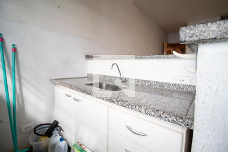 Cozinha de casa para alugar com 2 quartos, 140m² em Sumaré, São Paulo