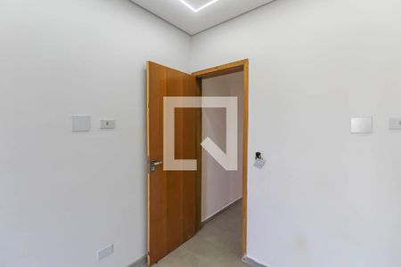 Suite de casa à venda com 3 quartos, 96m² em Jardim Santa Adélia, São Paulo