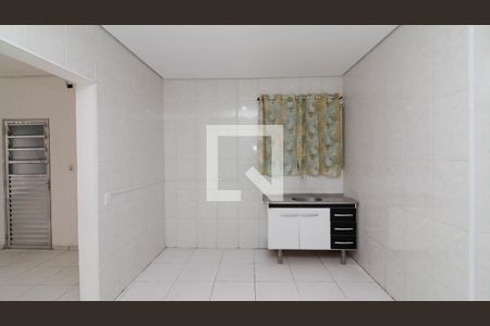 Cozinha de casa para alugar com 1 quarto, 35m² em Vila Nhocune, São Paulo