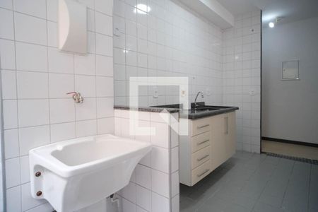 Sala/Cozinha de apartamento à venda com 2 quartos, 75m² em Vila Guilhermina, São Paulo