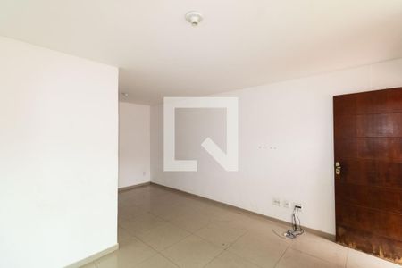 Sala de casa para alugar com 3 quartos, 136m² em Campo Grande, Rio de Janeiro