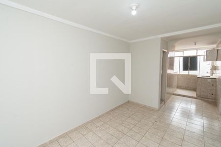 Sala de apartamento à venda com 2 quartos, 45m² em Centro, Contagem