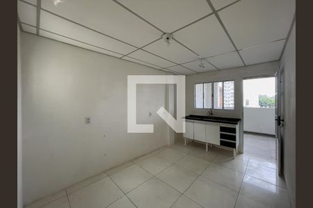 Cozinha de casa para alugar com 1 quarto, 72m² em Vila Araguaia, São Paulo