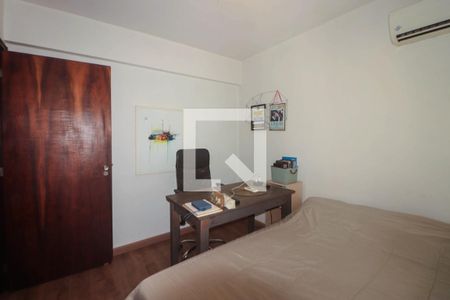 Quarto 2 de apartamento à venda com 4 quartos, 200m² em Auxiliadora, Porto Alegre