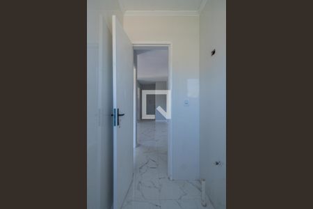 Banheiro de apartamento para alugar com 1 quarto, 48m² em Partenon, Porto Alegre