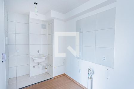 Sala, cozinha e área de serviço de apartamento à venda com 2 quartos, 38m² em Vila Pirituba, São Paulo