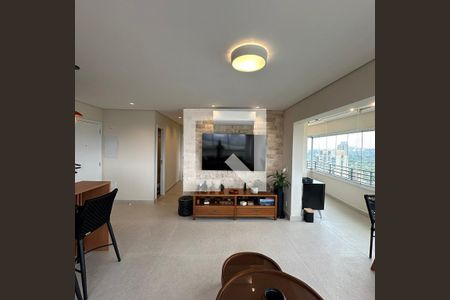 Sala de apartamento para alugar com 2 quartos, 84m² em Vila Sônia, São Paulo