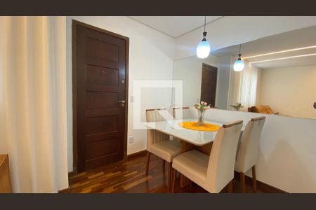 Sala de apartamento à venda com 3 quartos, 65m² em Estoril, Belo Horizonte