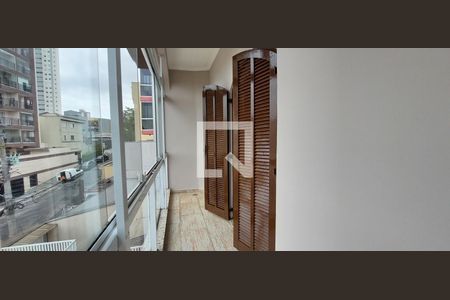 Apartamento à venda com 103m², 3 quartos e 2 vagas Apartamento à venda com 103m², 3 quartos e 2 vagasVaranda Quarto 1suíte