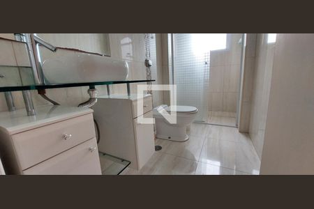 Apartamento à venda com 103m², 3 quartos e 2 vagas Apartamento à venda com 103m², 3 quartos e 2 vagasBanheiro 2