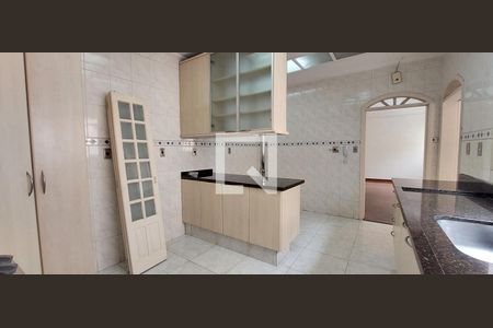 Apartamento à venda com 103m², 3 quartos e 2 vagas Apartamento à venda com 103m², 3 quartos e 2 vagasCozinha