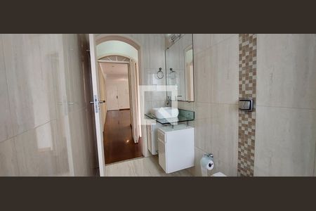 Apartamento à venda com 103m², 3 quartos e 2 vagas Apartamento à venda com 103m², 3 quartos e 2 vagasBanheiro 2