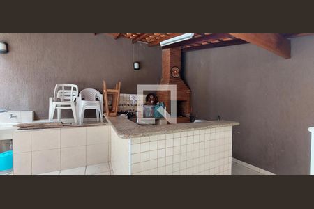 Apartamento à venda com 103m², 3 quartos e 2 vagas Apartamento à venda com 103m², 3 quartos e 2 vagasÁrea comum - Churrasqueira