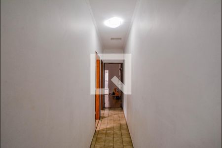 Corredor de casa para alugar com 2 quartos, 161m² em Jardim Las Vegas, Santo André