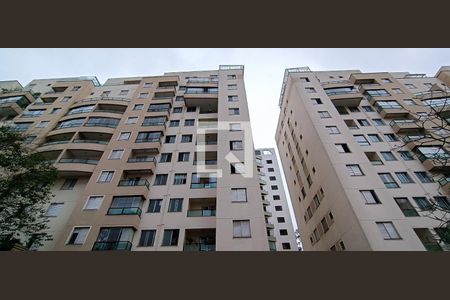 Fachada de apartamento para alugar com 2 quartos, 50m² em Jardim Ampliacao, São Paulo