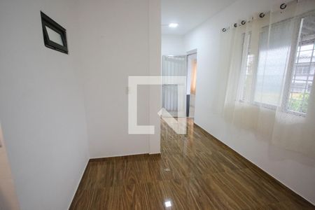 Sala de casa para alugar com 1 quarto, 35m² em Pechincha, Rio de Janeiro