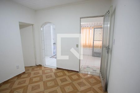 Sala de casa para alugar com 1 quarto, 45m² em Pechincha, Rio de Janeiro