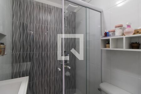 Banheiro de apartamento à venda com 2 quartos, 47m² em Vila Sílvia, São Paulo