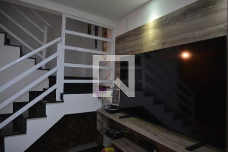 Sala de casa para alugar com 2 quartos, 75m² em Vila Helena, Santo André