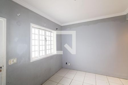 Sala de casa para alugar com 2 quartos, 70m² em Campo Grande, Rio de Janeiro