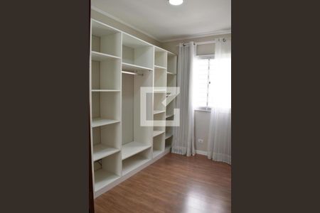 Quarto 2 de apartamento para alugar com 2 quartos, 70m² em Vista Alegre, Curitiba